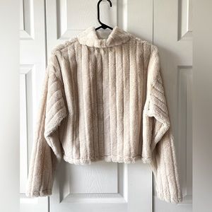 Berksha SZ Medium, Fluffy Mock Neck Crop Pullover (Barcelona), Cream Color